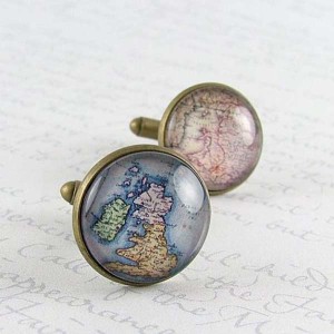 Sherlock-Holmes-cufflinks